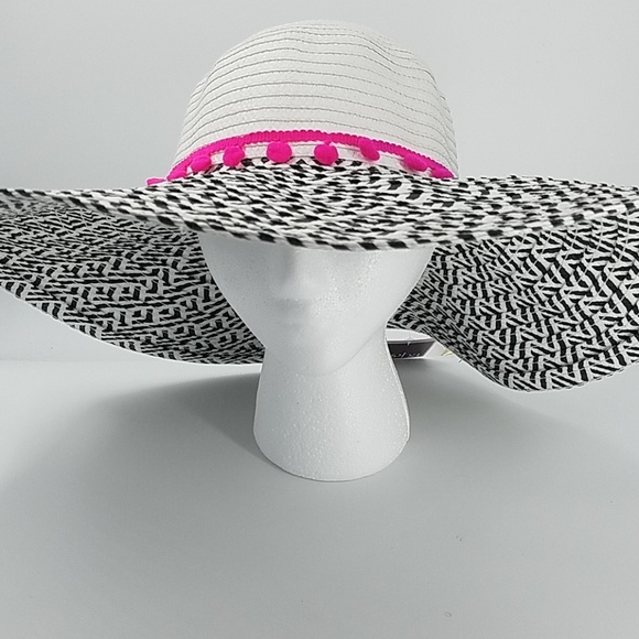 NWT Kooba Summer Pom Hat - Picture 7 of 8